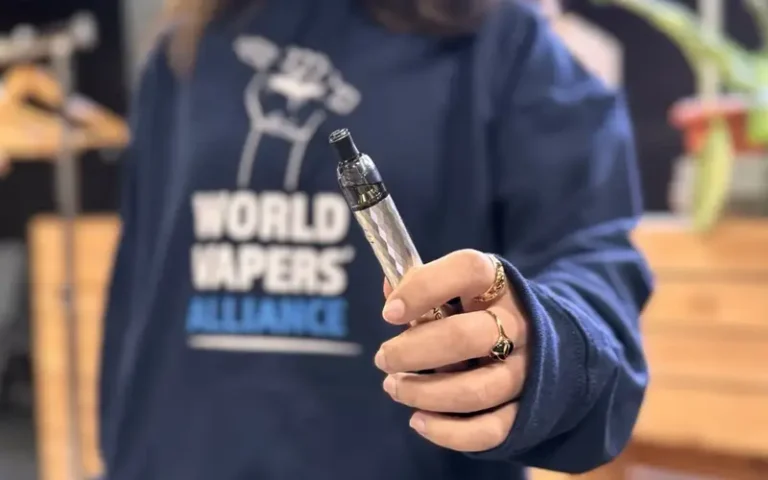 Lee más sobre el artículo Prohibir no es proteger: por qué Argentina debe regular el vapeo
